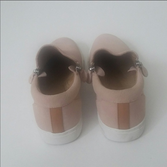 NWOT Kenneth Cole light pink sneakers size 6.5 - Picture 3 of 3